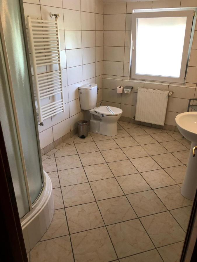 Hotel Baneasa Parc Бухарест Экстерьер фото